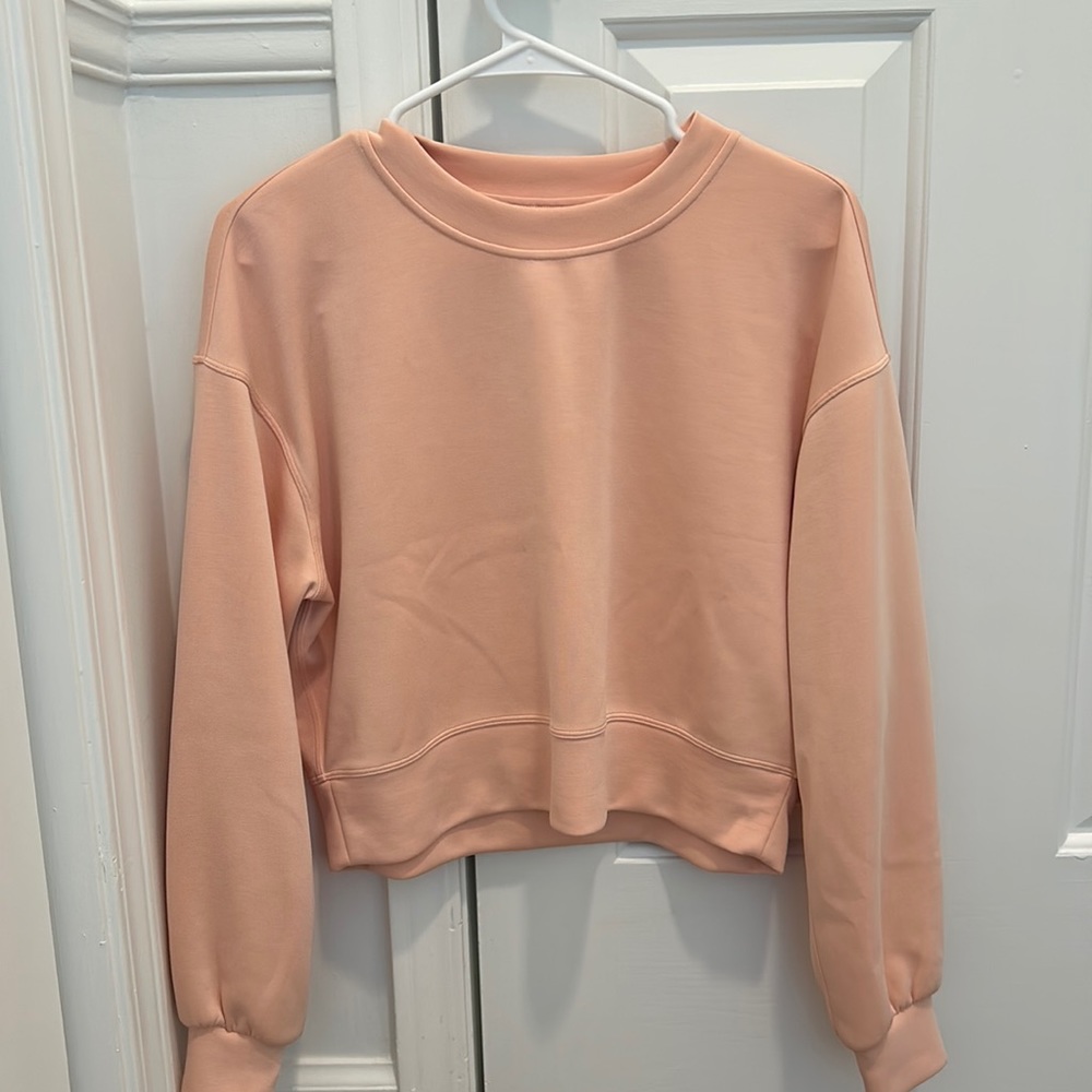 Lululemon crew neck